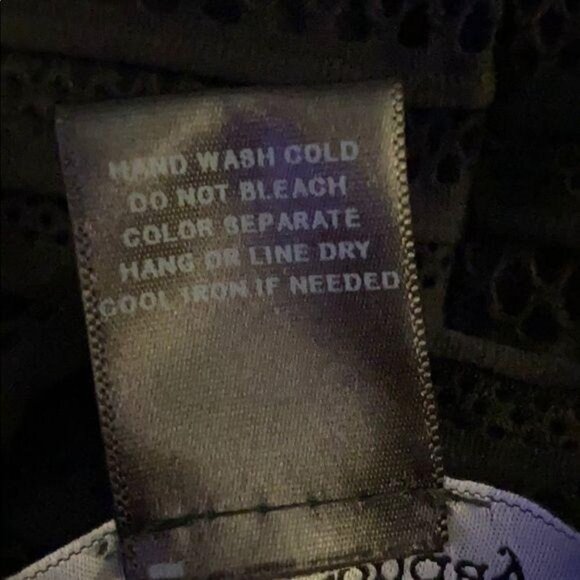 See You Monday Black A Line Skirt Lacy Overlay Women's Size Small - Picture 7 of 7